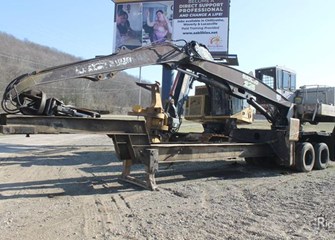 Barko 225 Log Loader